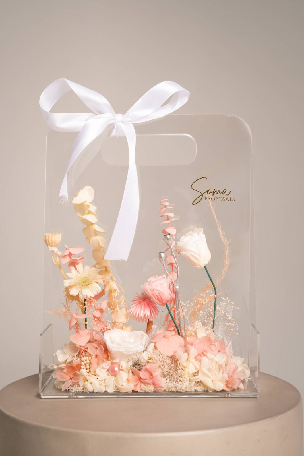 Acrylic Handheld Florals - Pink & White